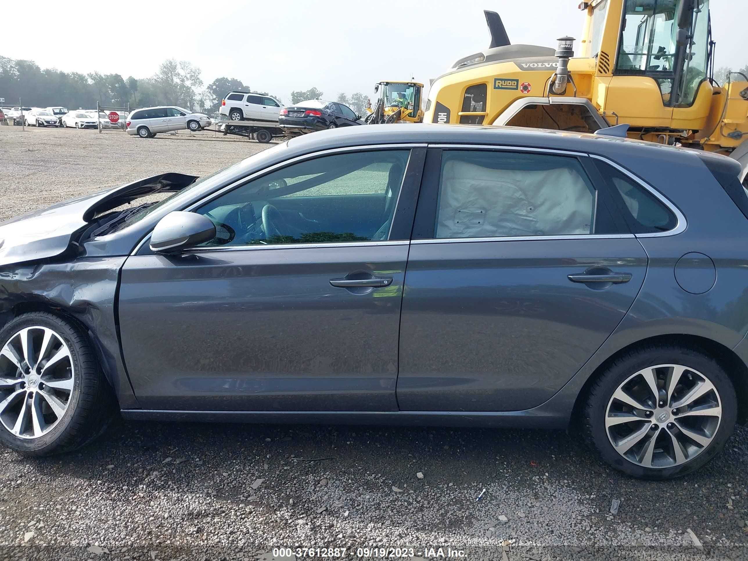 Photo 14 VIN: KMHH35LE2KU099104 - HYUNDAI ELANTRA 