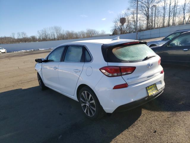 Photo 2 VIN: KMHH35LE2LU135830 - HYUNDAI ELANTRA GT 