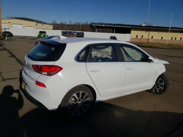 Photo 3 VIN: KMHH35LE2LU135830 - HYUNDAI ELANTRA GT 