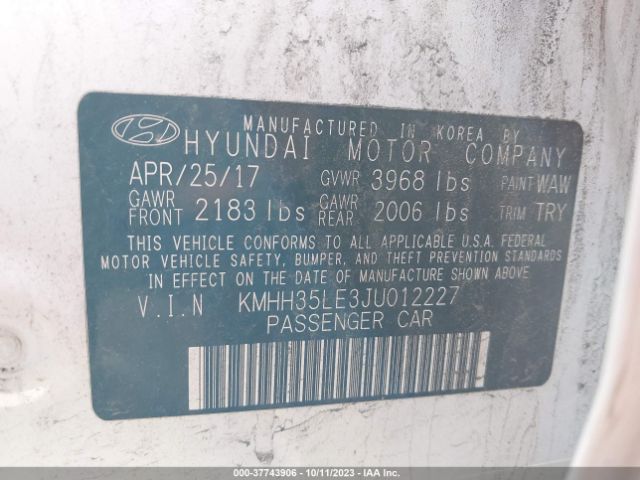 Photo 8 VIN: KMHH35LE3JU012227 - HYUNDAI ELANTRA GT 