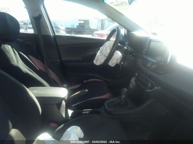 Photo 4 VIN: KMHH35LE3JU064697 - HYUNDAI ELANTRA GT 