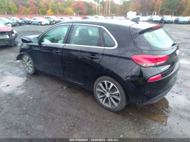 Photo 2 VIN: KMHH35LE3KU105735 - HYUNDAI ELANTRA GT 