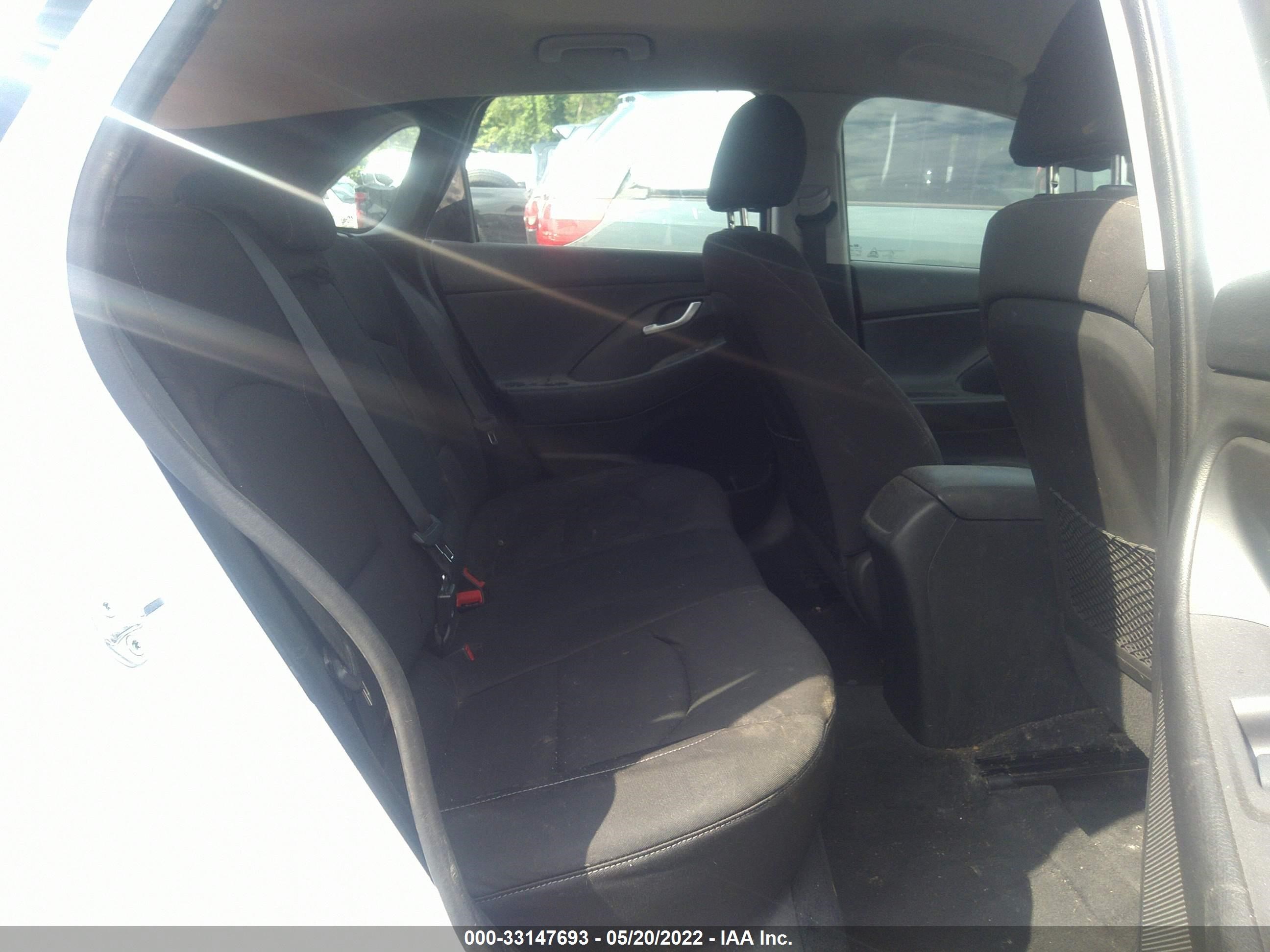 Photo 7 VIN: KMHH35LE4KU088301 - HYUNDAI ELANTRA 