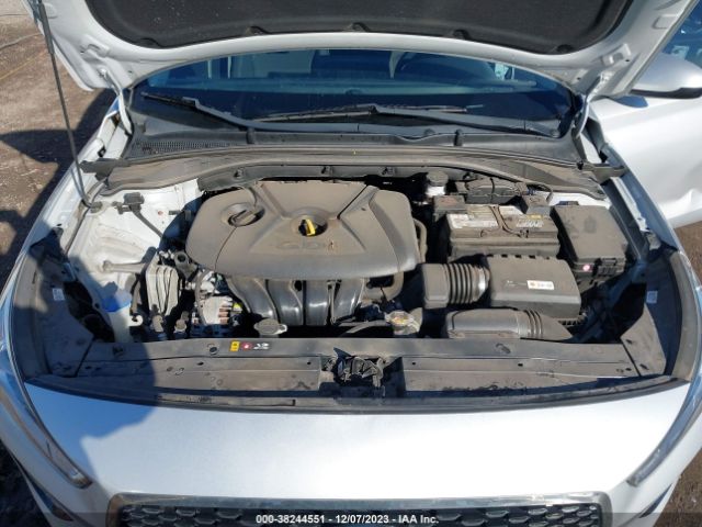 Photo 9 VIN: KMHH35LE6JU070767 - HYUNDAI ELANTRA GT 