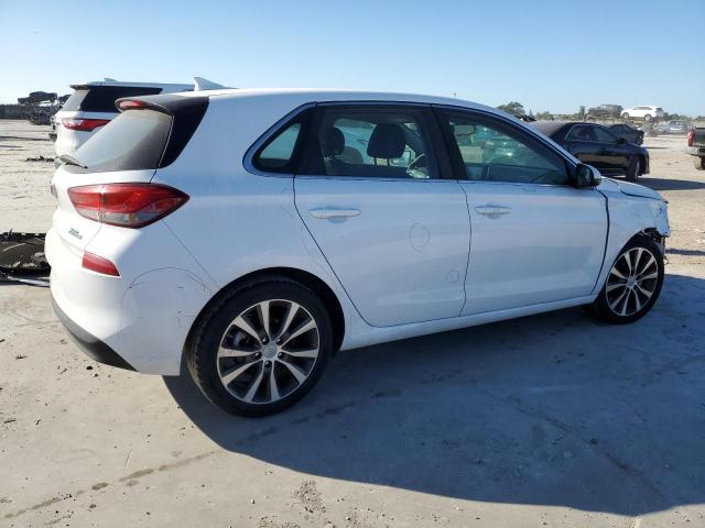 Photo 2 VIN: KMHH35LEXJU060047 - HYUNDAI ELANTRA GT 