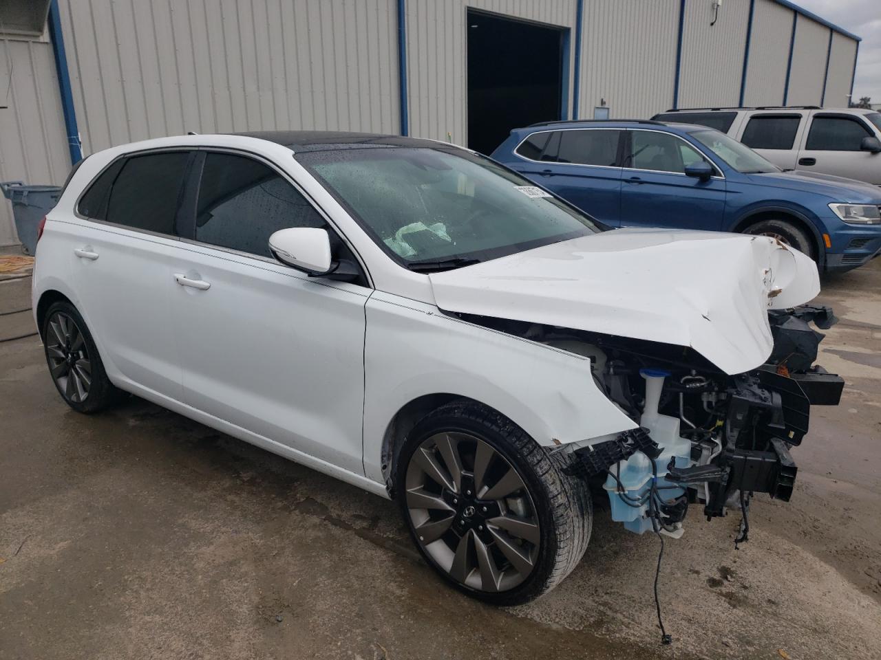 Photo 3 VIN: KMHH55LC4JU022466 - HYUNDAI ELANTRA 