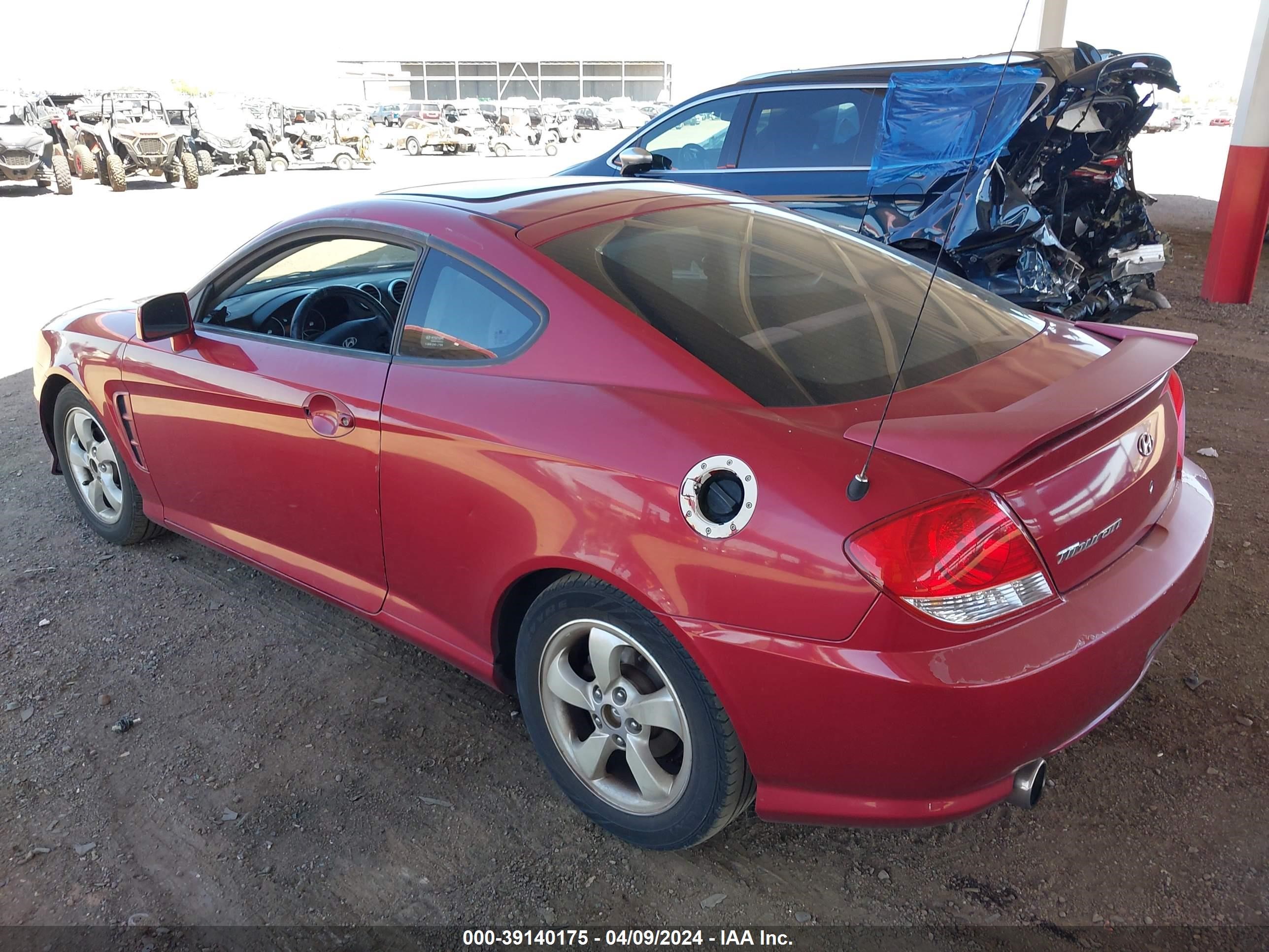 Photo 2 VIN: KMHHM65D15U162110 - HYUNDAI TIBURON 