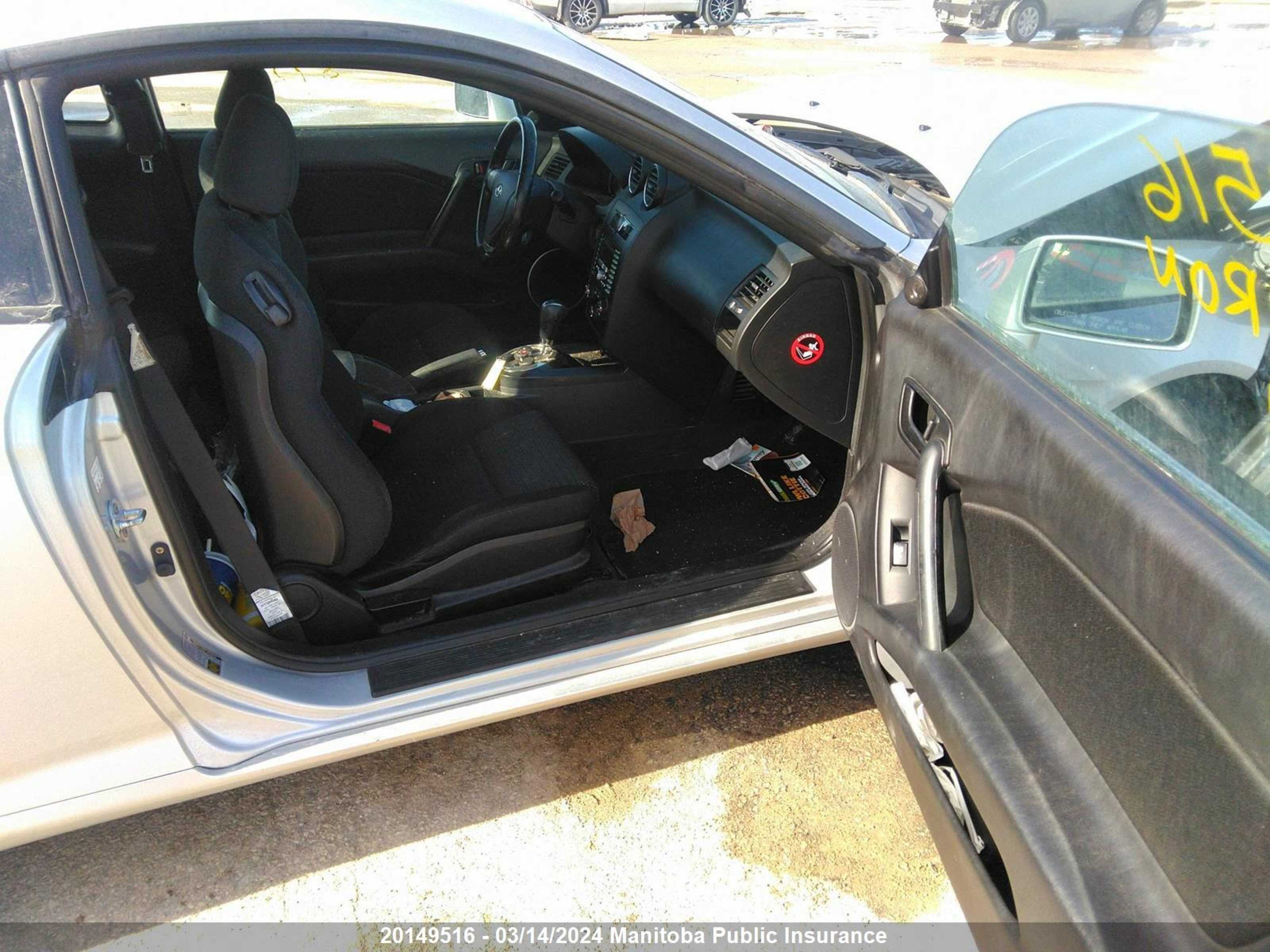 Photo 4 VIN: KMHHM65D28U289971 - HYUNDAI TIBURON 