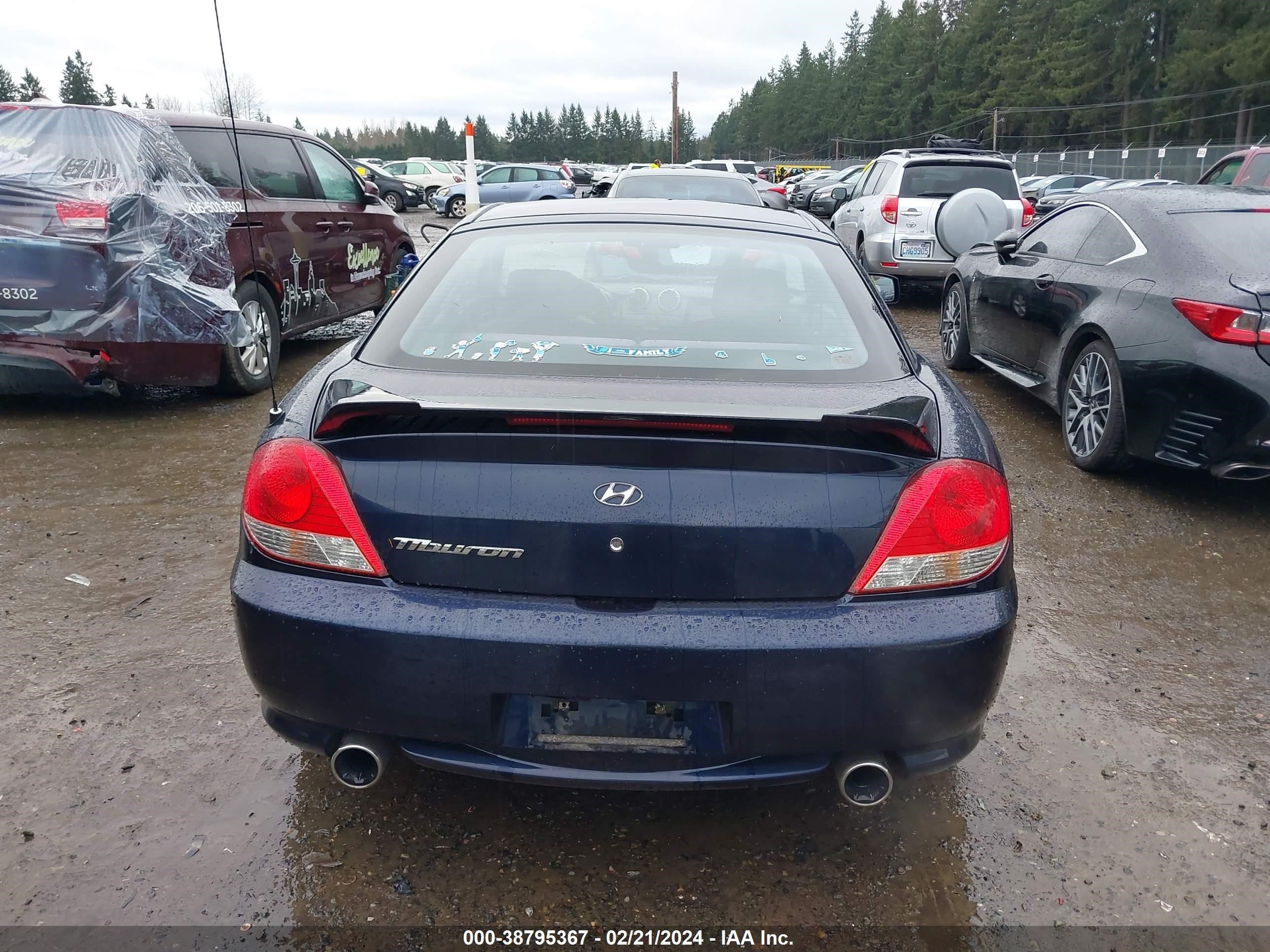 Photo 15 VIN: KMHHM65D45U178186 - HYUNDAI TIBURON 