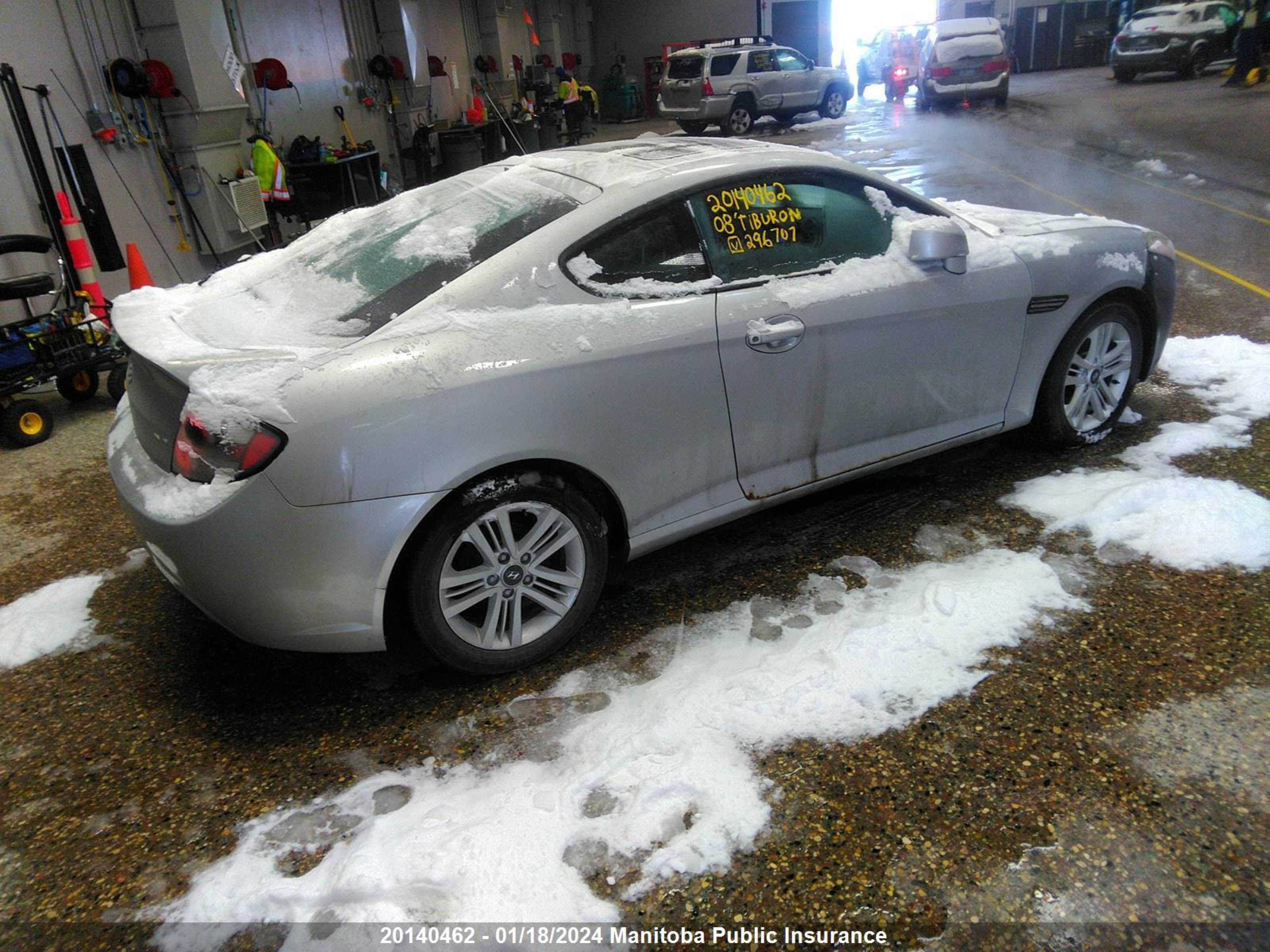 Photo 3 VIN: KMHHM65D98U296707 - HYUNDAI TIBURON 