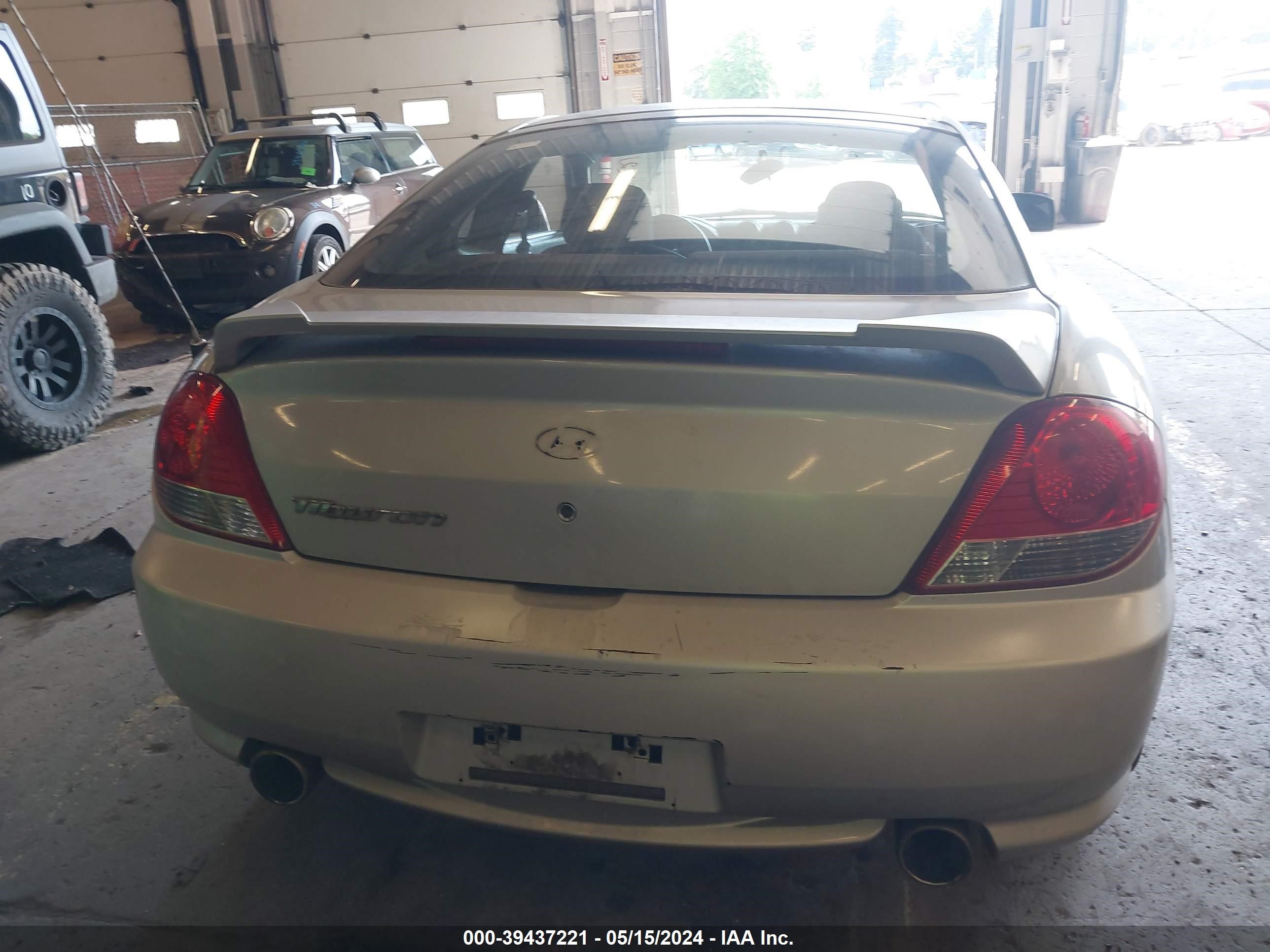 Photo 15 VIN: KMHHM65DX6U227411 - HYUNDAI TIBURON 