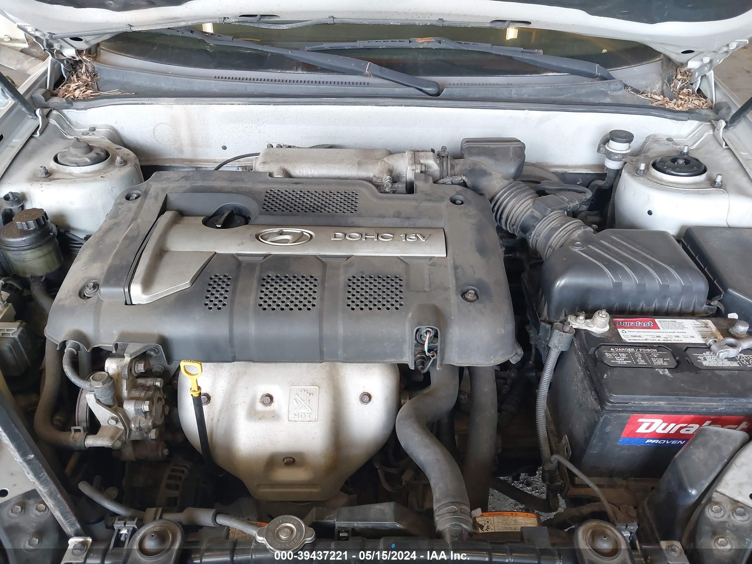 Photo 9 VIN: KMHHM65DX6U227411 - HYUNDAI TIBURON 