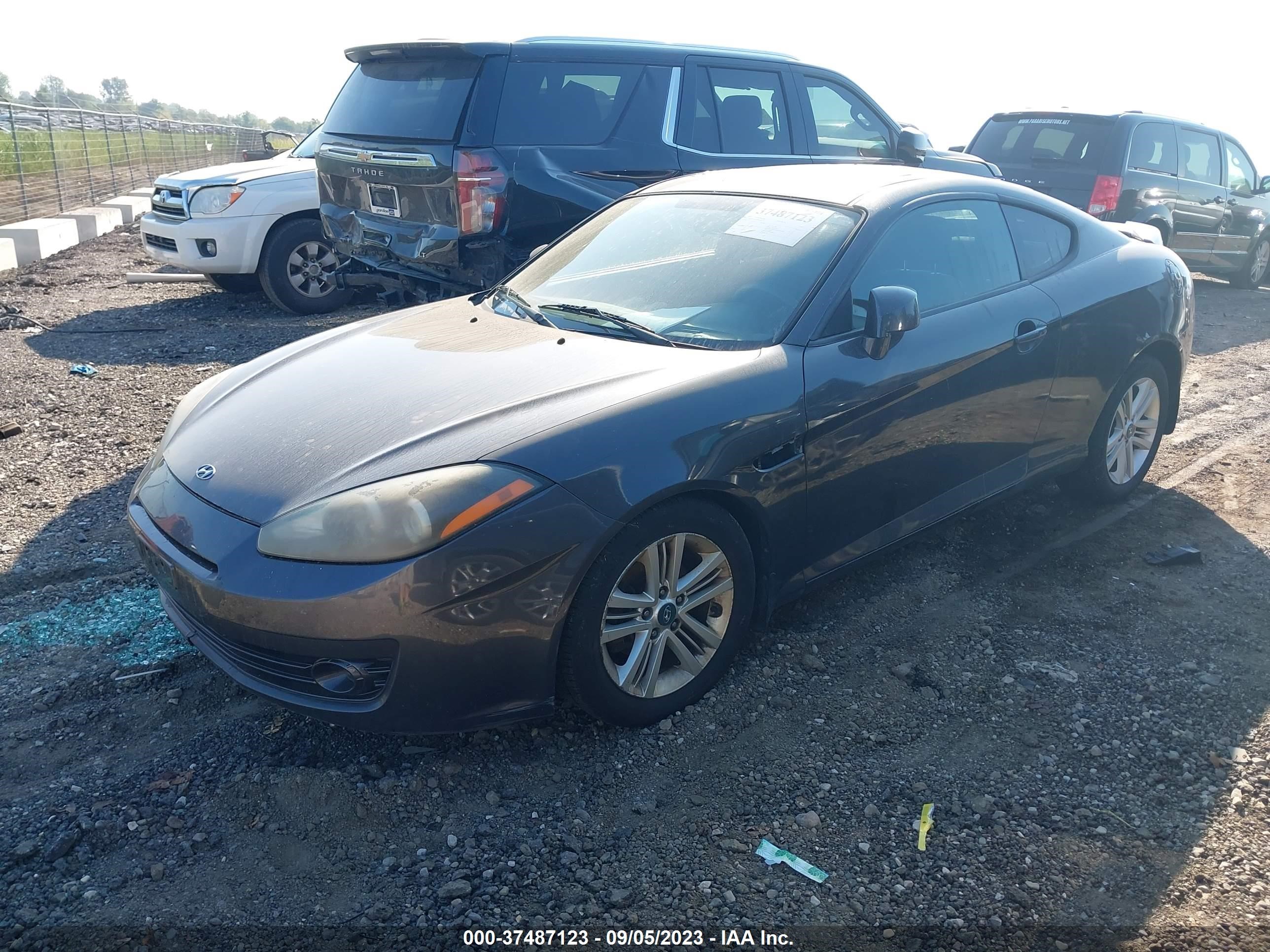 Photo 1 VIN: KMHHM66D38U284566 - HYUNDAI TIBURON 