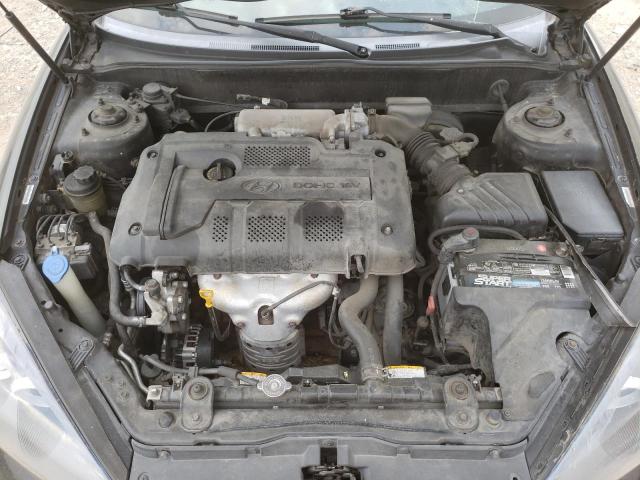 Photo 10 VIN: KMHHM66D38U294188 - HYUNDAI TIBURON 