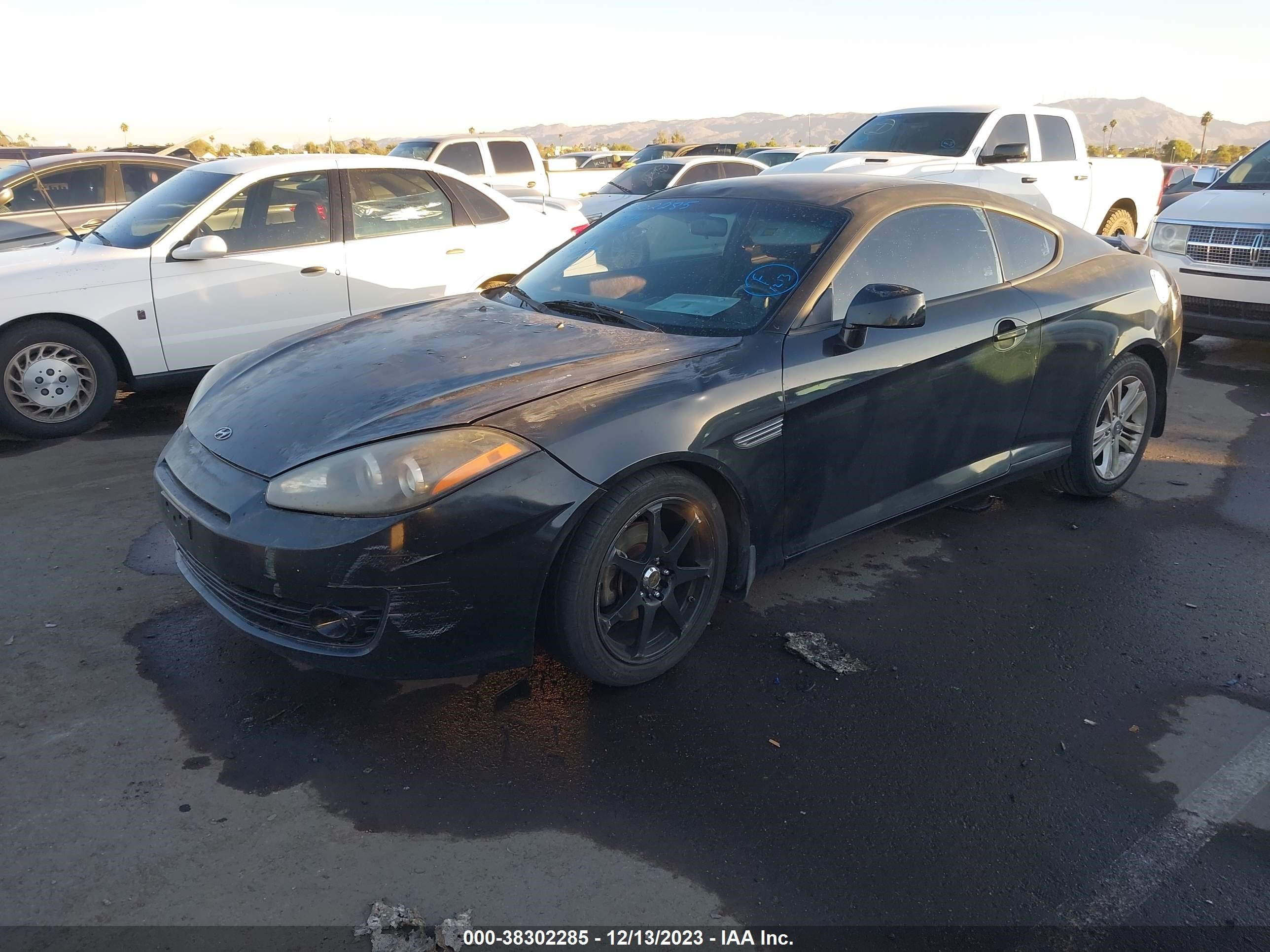 Photo 1 VIN: KMHHM66D48U266187 - HYUNDAI TIBURON 