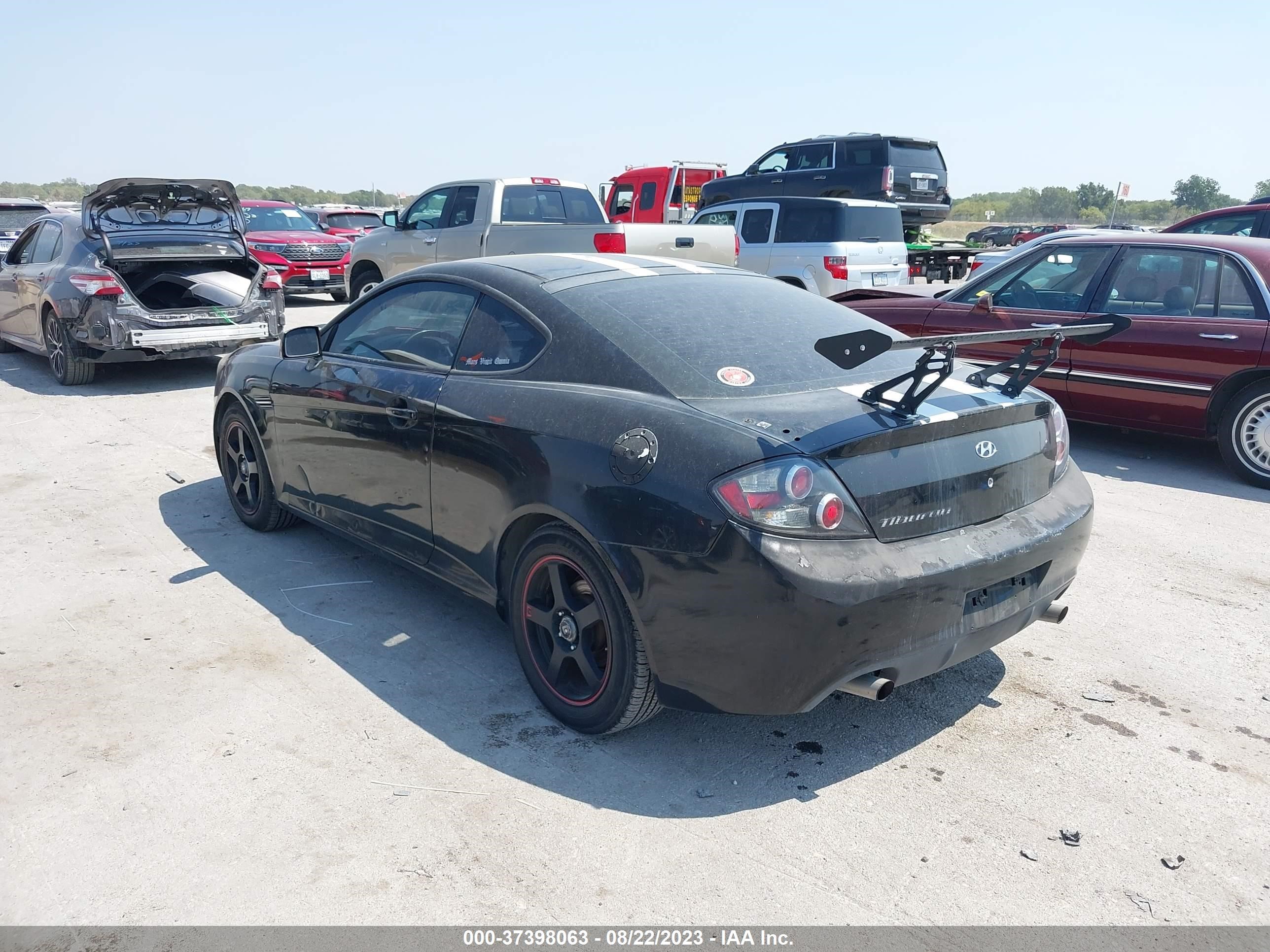 Photo 2 VIN: KMHHM66D57U256248 - HYUNDAI TIBURON 