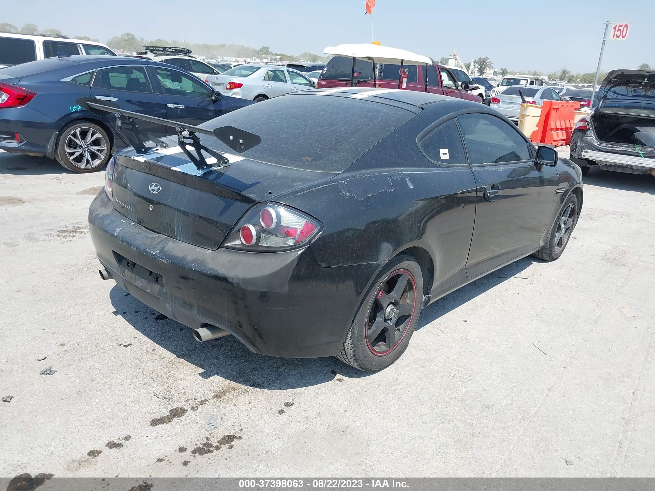 Photo 3 VIN: KMHHM66D57U256248 - HYUNDAI TIBURON 