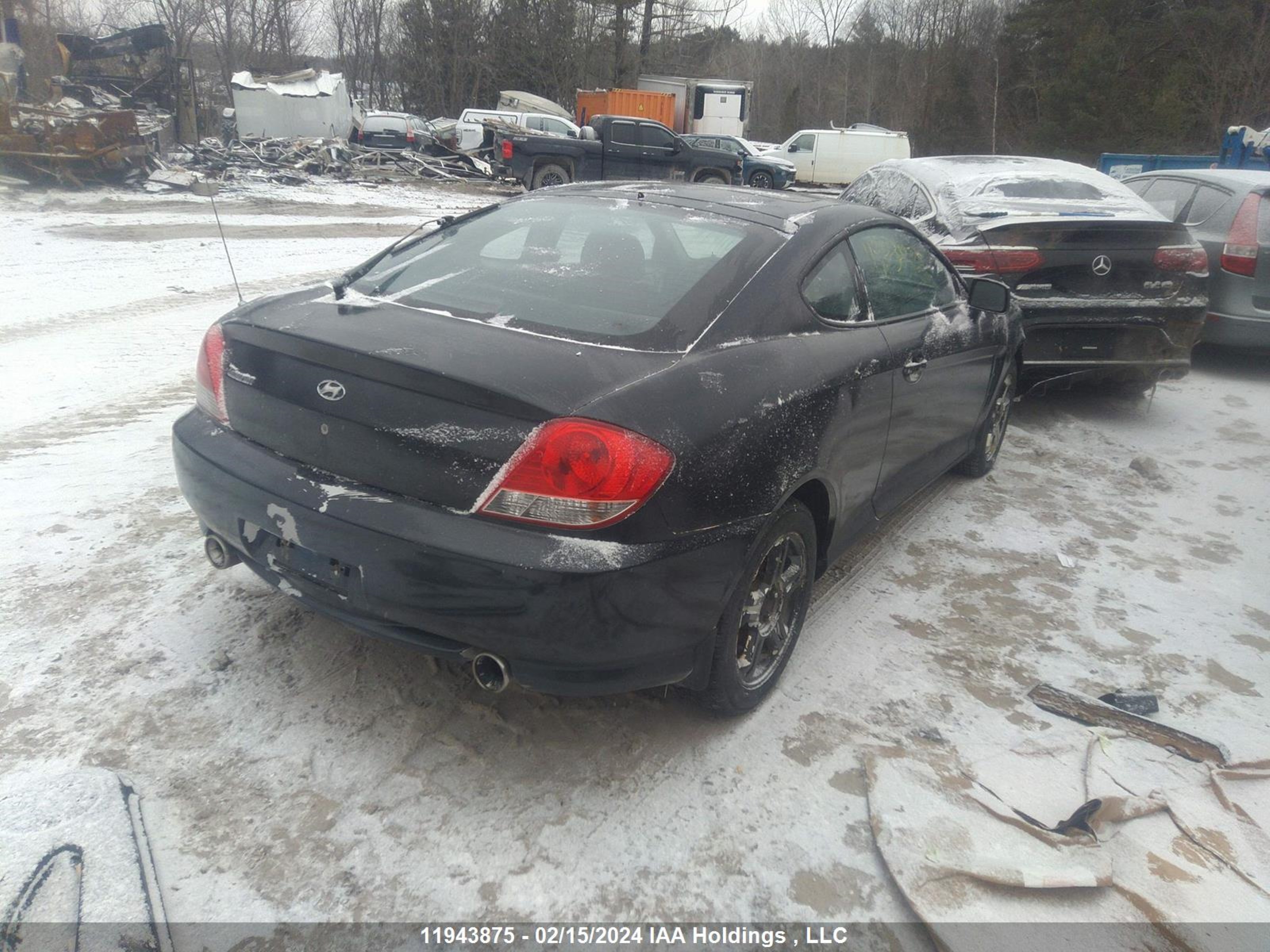 Photo 3 VIN: KMHHN65D05U159082 - HYUNDAI TIBURON 