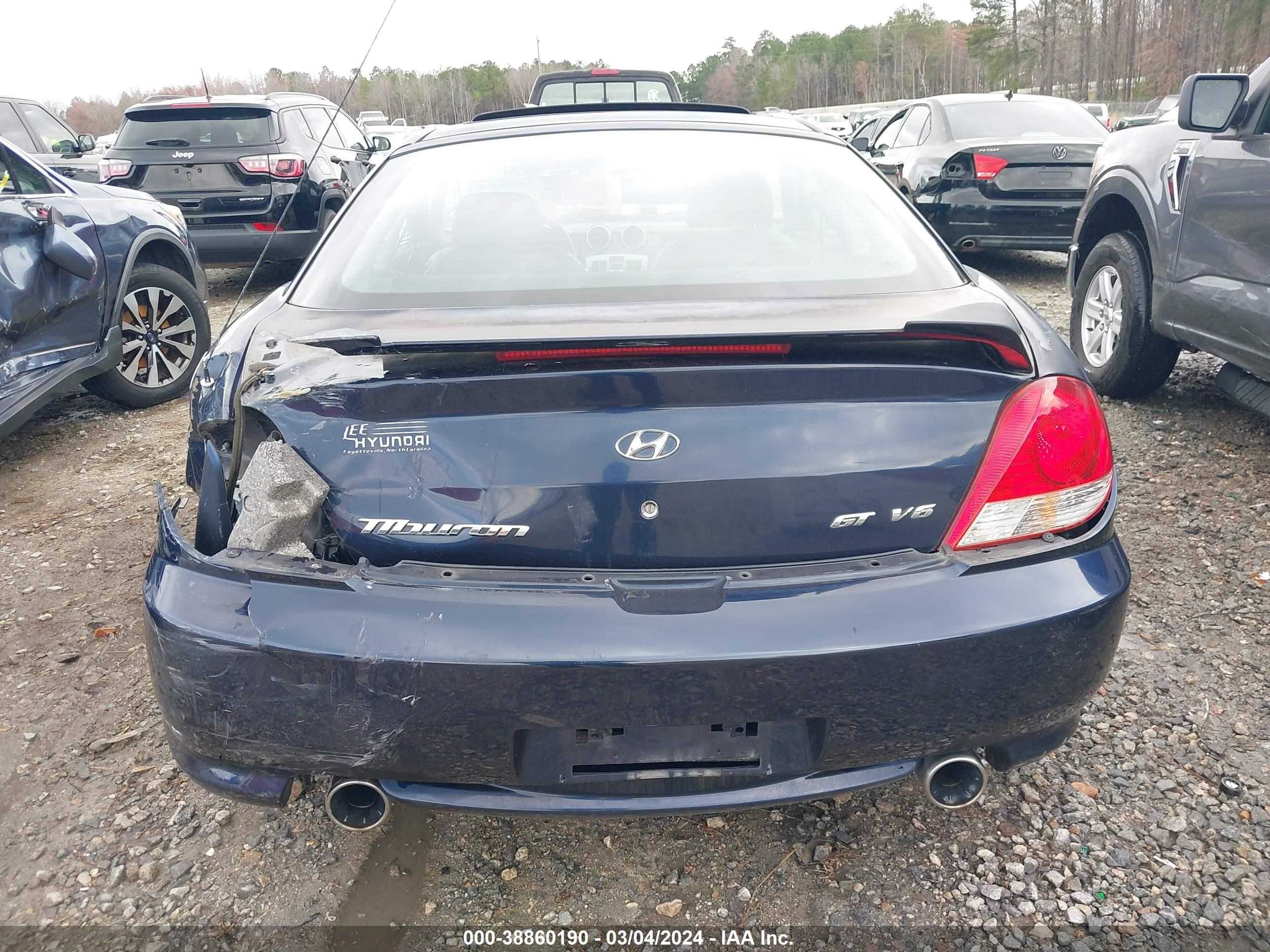 Photo 15 VIN: KMHHN65F35U169705 - HYUNDAI TIBURON 