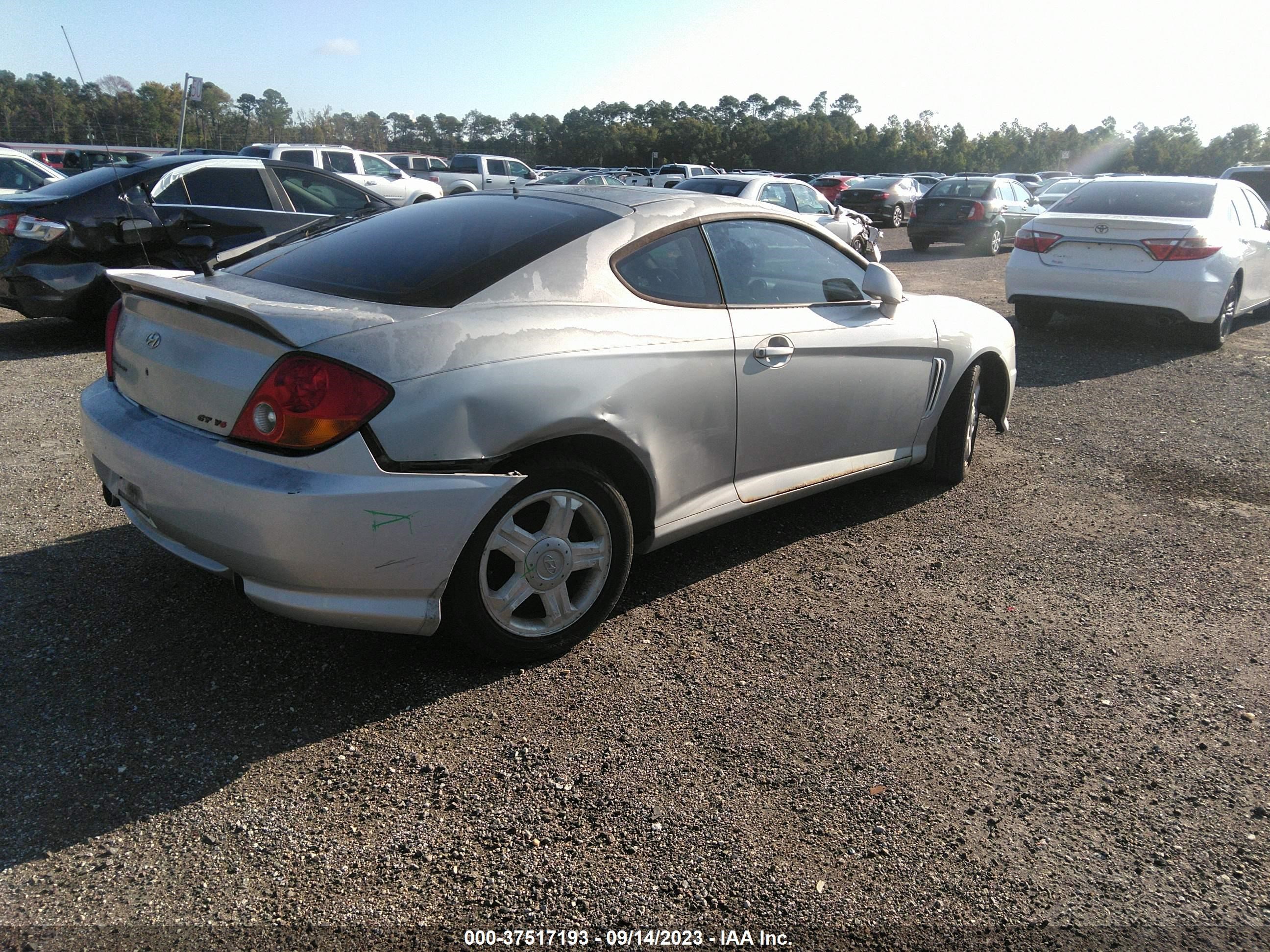 Photo 3 VIN: KMHHN65F53U048459 - HYUNDAI TIBURON 