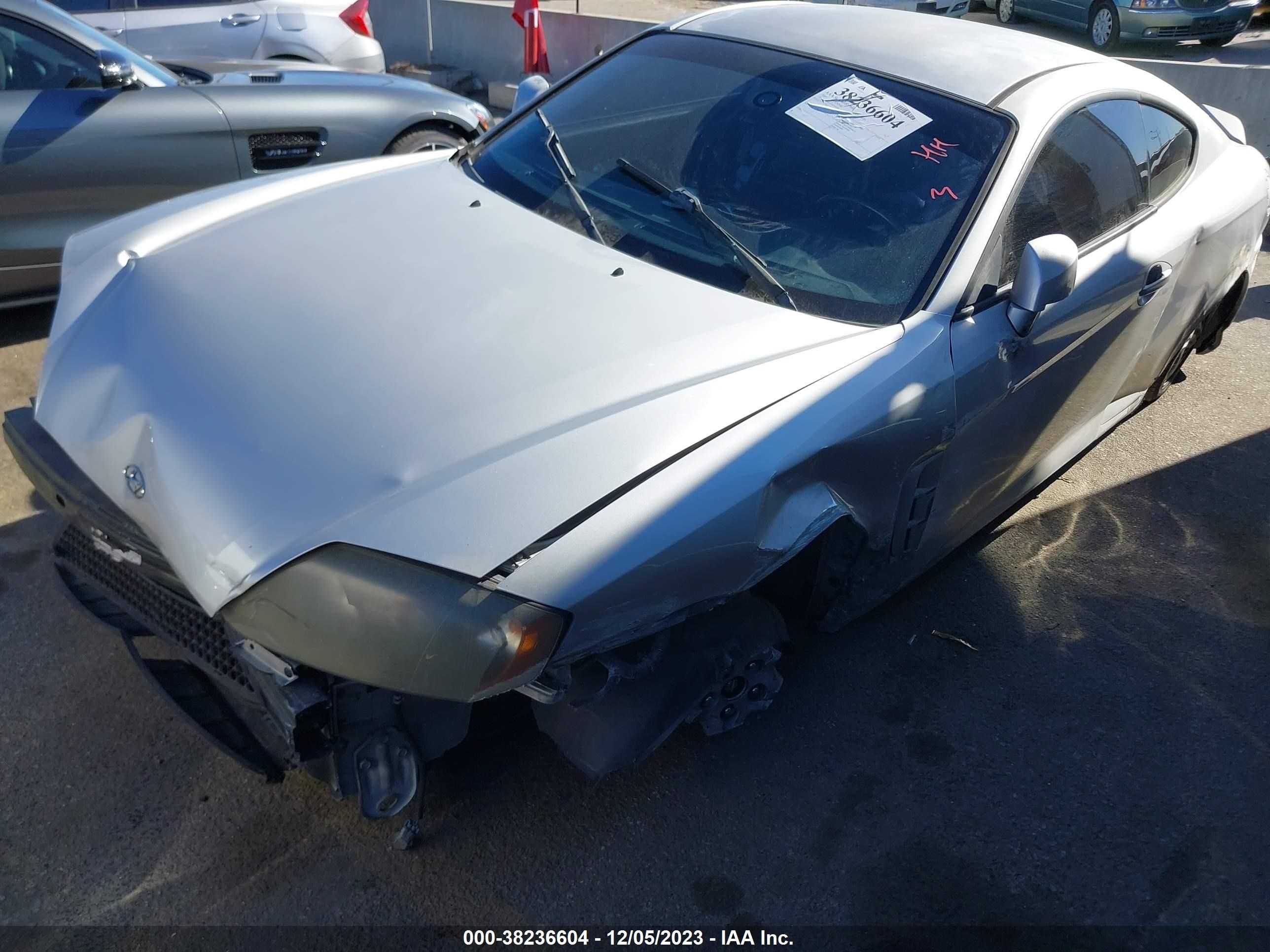 Photo 1 VIN: KMHHN65F55U169141 - HYUNDAI TIBURON 