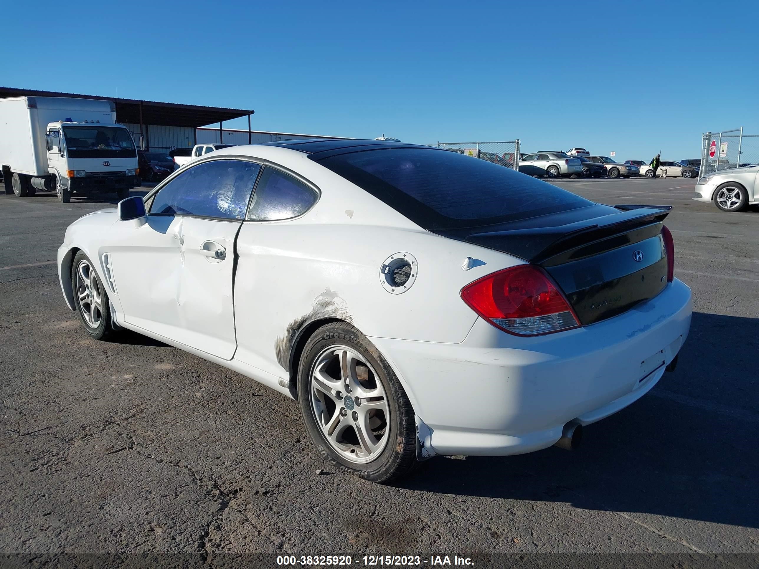 Photo 2 VIN: KMHHN65FX5U160077 - HYUNDAI TIBURON 