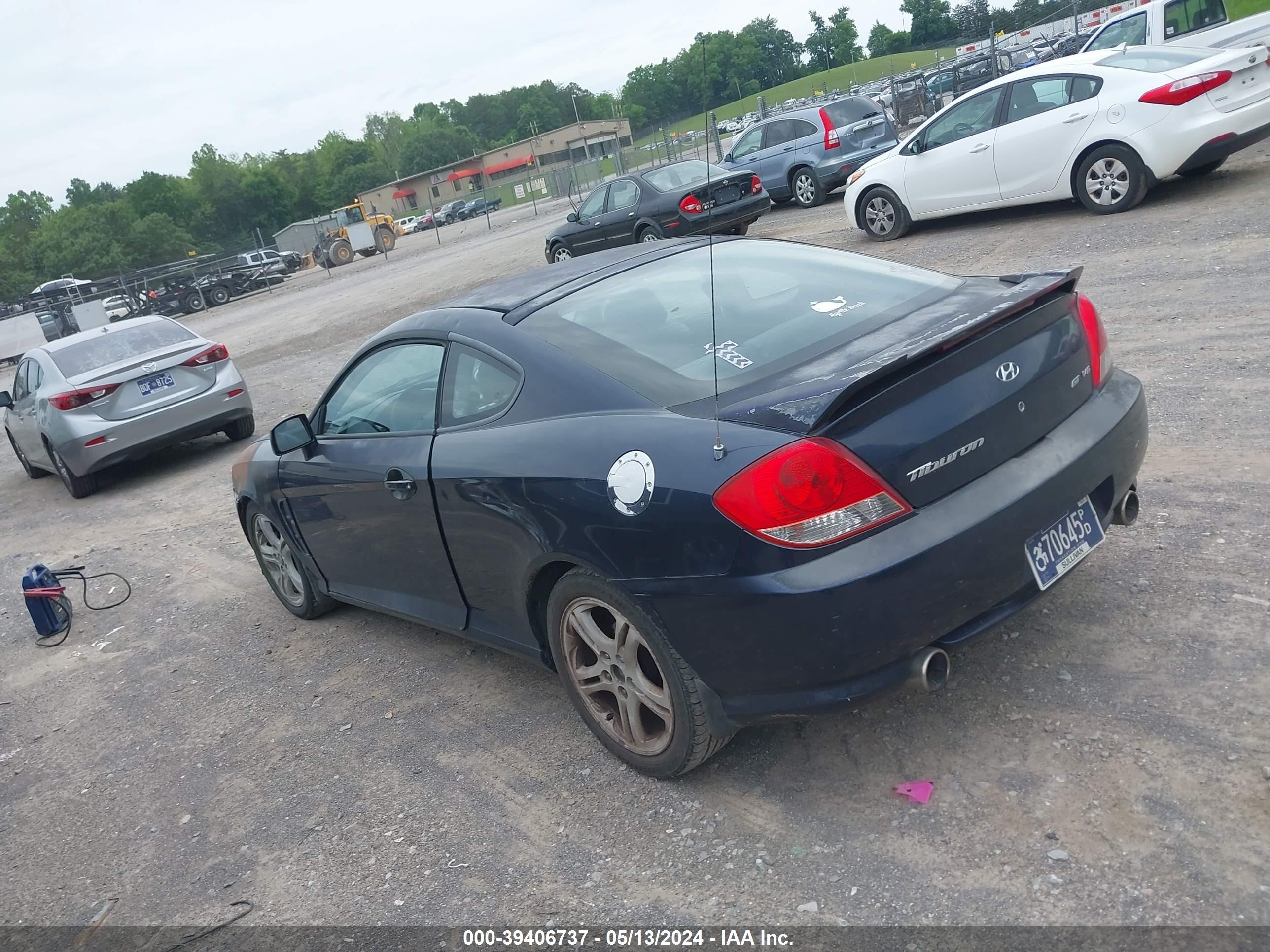 Photo 2 VIN: KMHHN65FX6U191833 - HYUNDAI TIBURON 