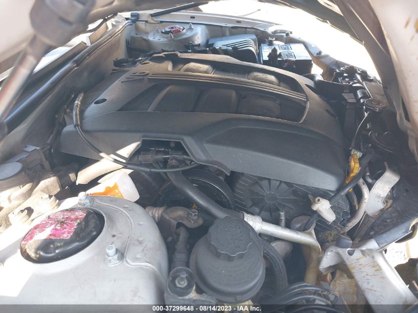 Photo 9 VIN: KMHHN66F28U290180 - HYUNDAI TIBURON 