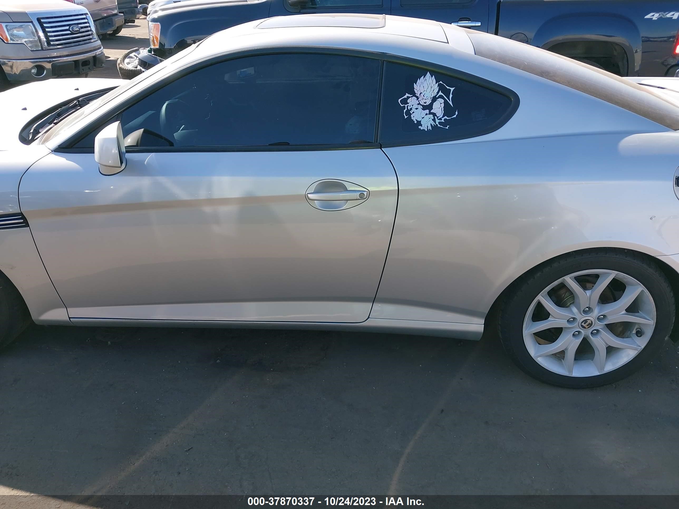 Photo 14 VIN: KMHHN66F37U245943 - HYUNDAI TIBURON 