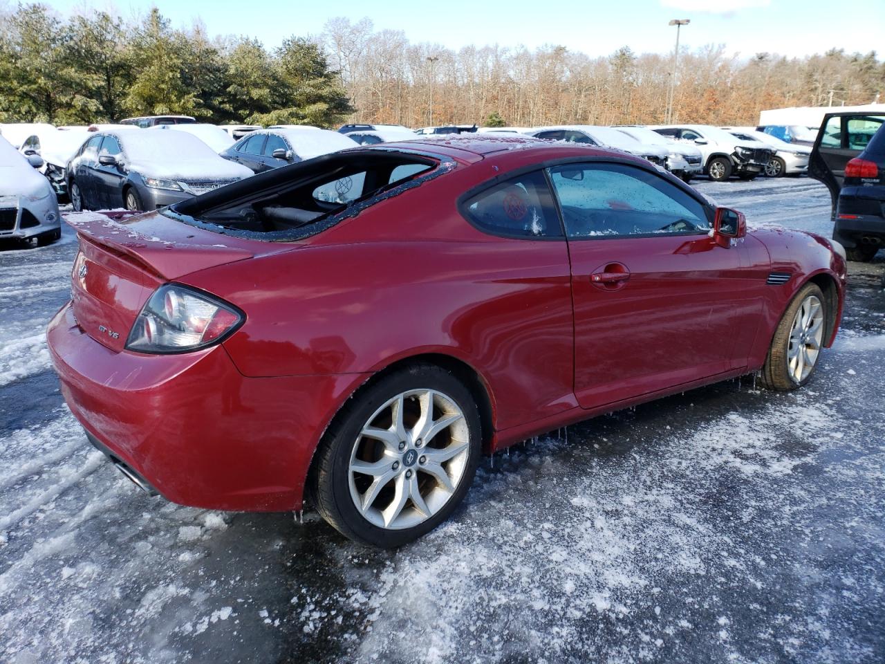 Photo 2 VIN: KMHHN66F38U283609 - HYUNDAI TIBURON 