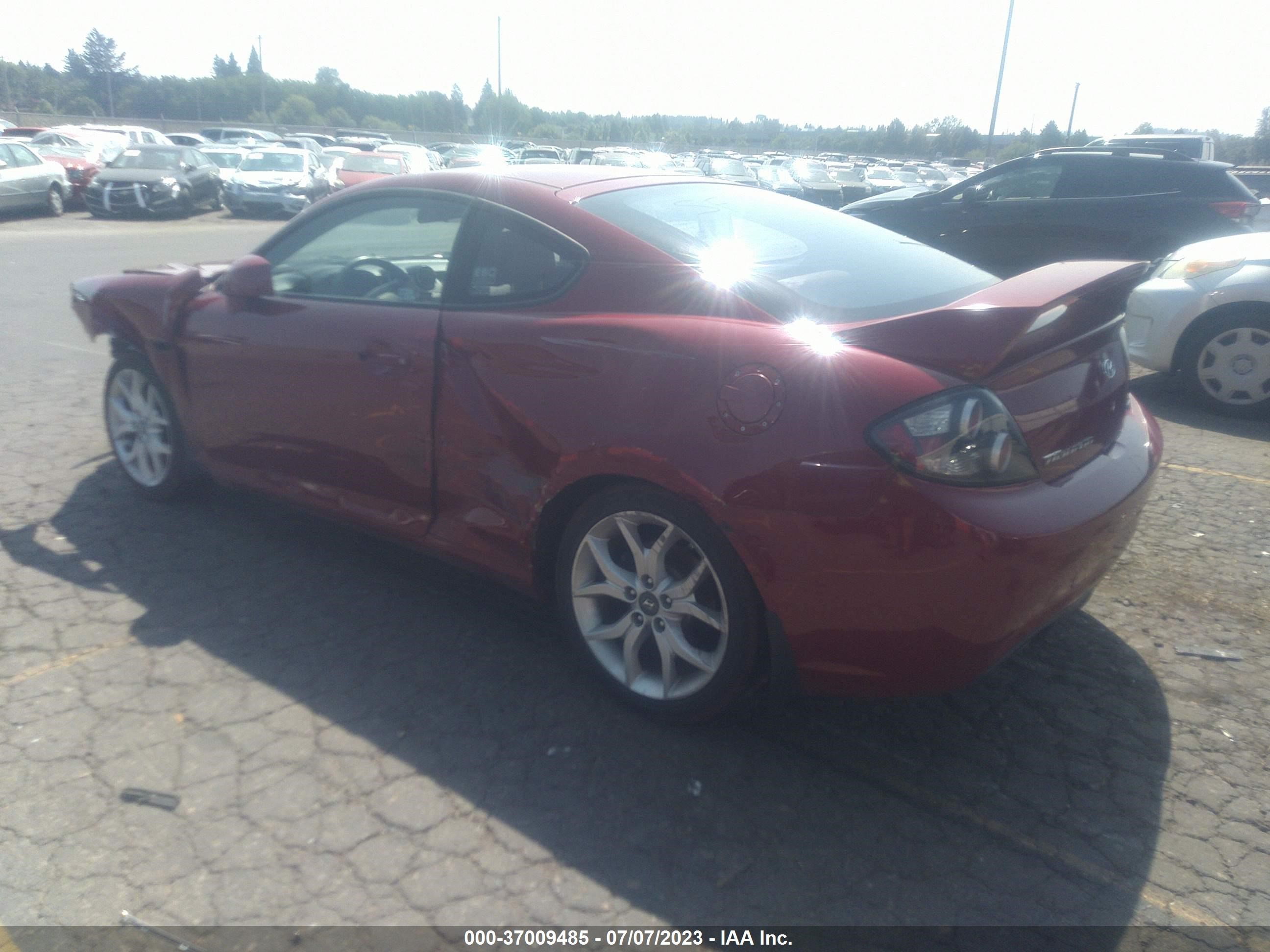 Photo 2 VIN: KMHHN66F57U252070 - HYUNDAI TIBURON 