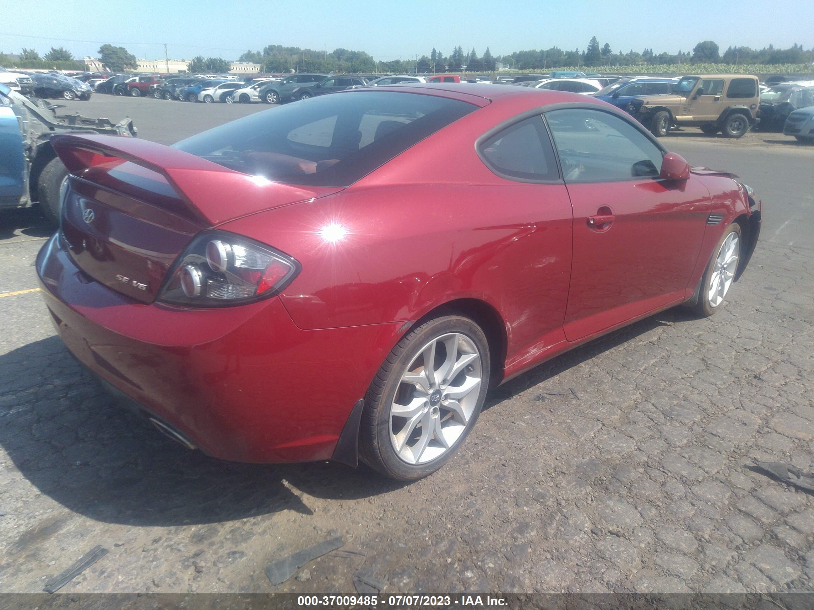 Photo 3 VIN: KMHHN66F57U252070 - HYUNDAI TIBURON 