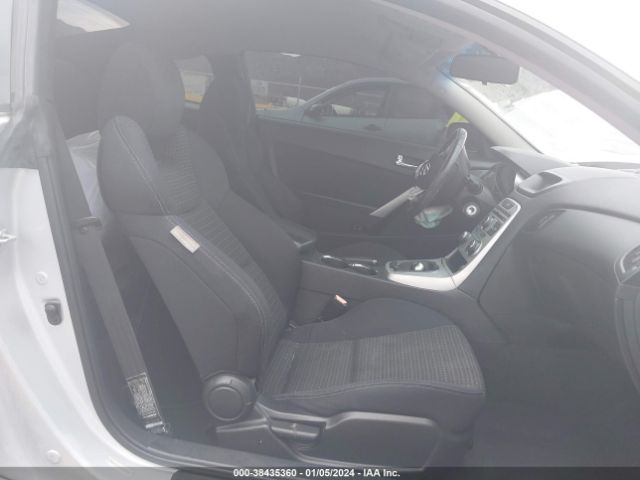 Photo 4 VIN: KMHHT6KD0AU042493 - HYUNDAI GENESIS 