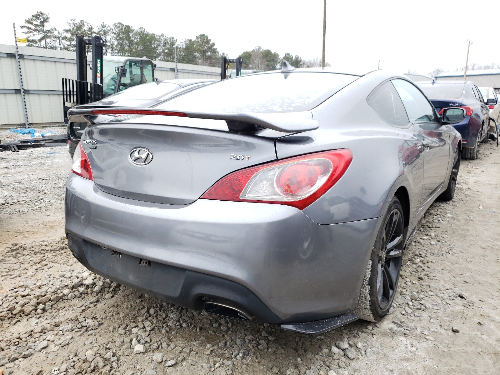 Photo 3 VIN: KMHHT6KD1AU027520 - HYUNDAI GENESIS COUPE 