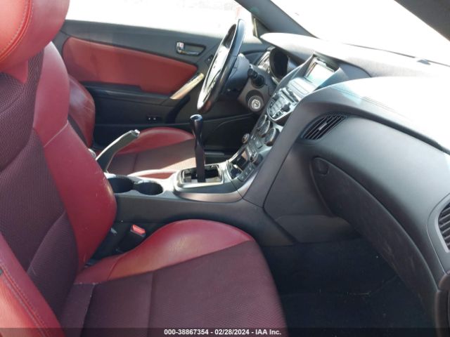 Photo 4 VIN: KMHHT6KD1DU111986 - HYUNDAI GENESIS 