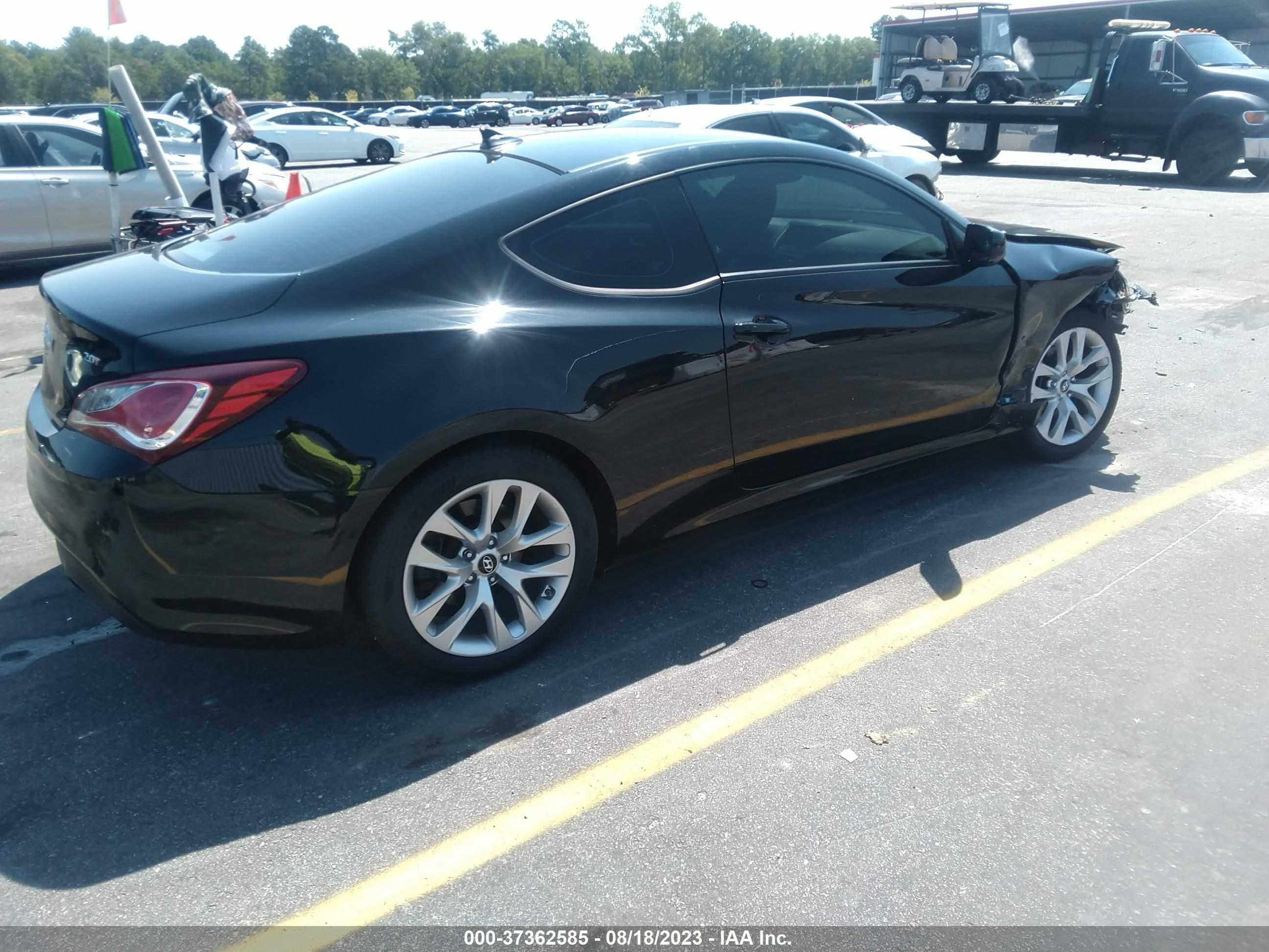 Photo 3 VIN: KMHHT6KD1EU113609 - HYUNDAI GENESIS COUPE 