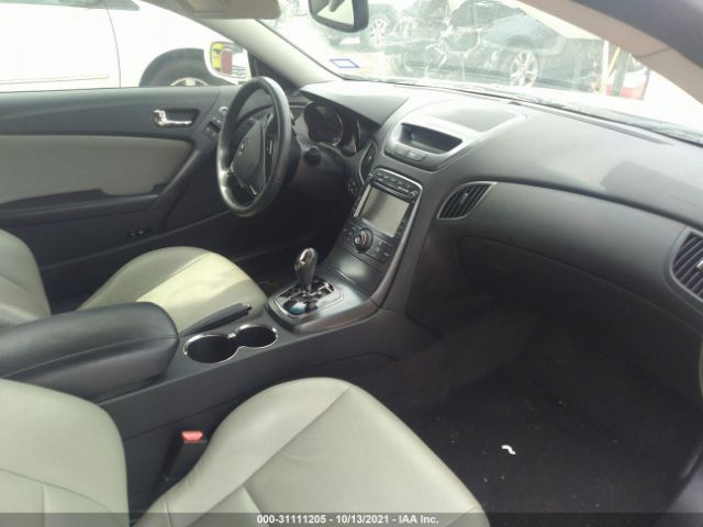 Photo 4 VIN: KMHHT6KD2BU047308 - HYUNDAI GENESIS 