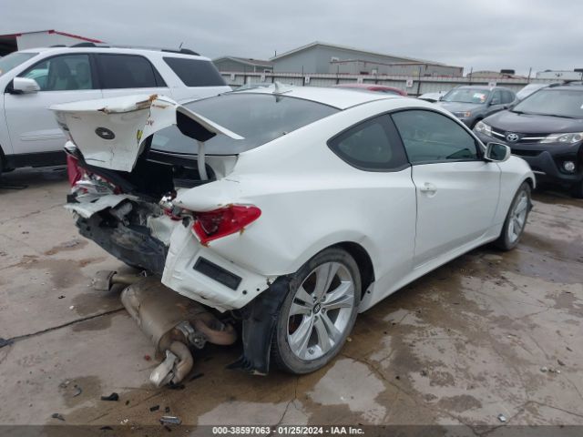 Photo 3 VIN: KMHHT6KD2BU047308 - HYUNDAI GENESIS 