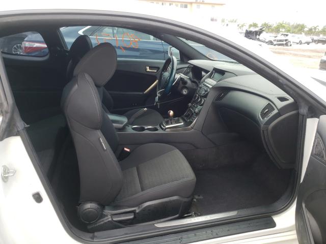 Photo 4 VIN: KMHHT6KD2DU102696 - HYUNDAI GENESIS CO 