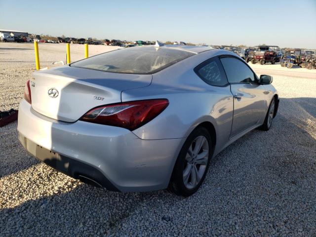 Photo 3 VIN: KMHHT6KD3AU017796 - HYUNDAI GENESIS CO 