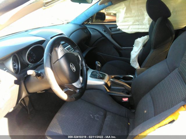 Photo 4 VIN: KMHHT6KD3AU038146 - HYUNDAI GENESIS COUPE 