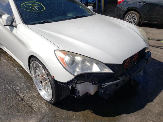 Photo 8 VIN: KMHHT6KD4BU052283 - HYUNDAI GENESIS CO 