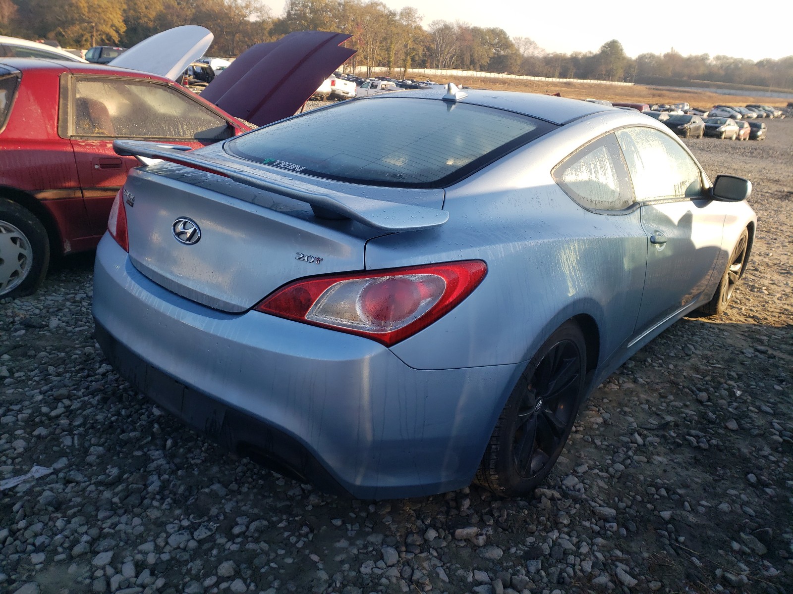 Photo 3 VIN: KMHHT6KD6AU011300 - HYUNDAI GENESIS CO 