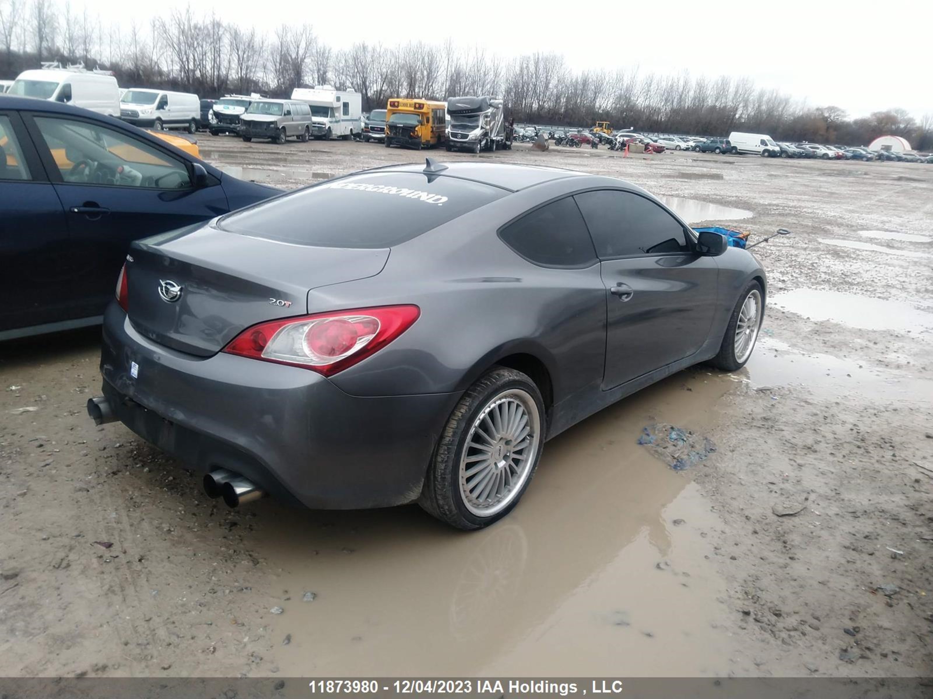 Photo 3 VIN: KMHHT6KD7AU011404 - HYUNDAI GENESIS COUPE 