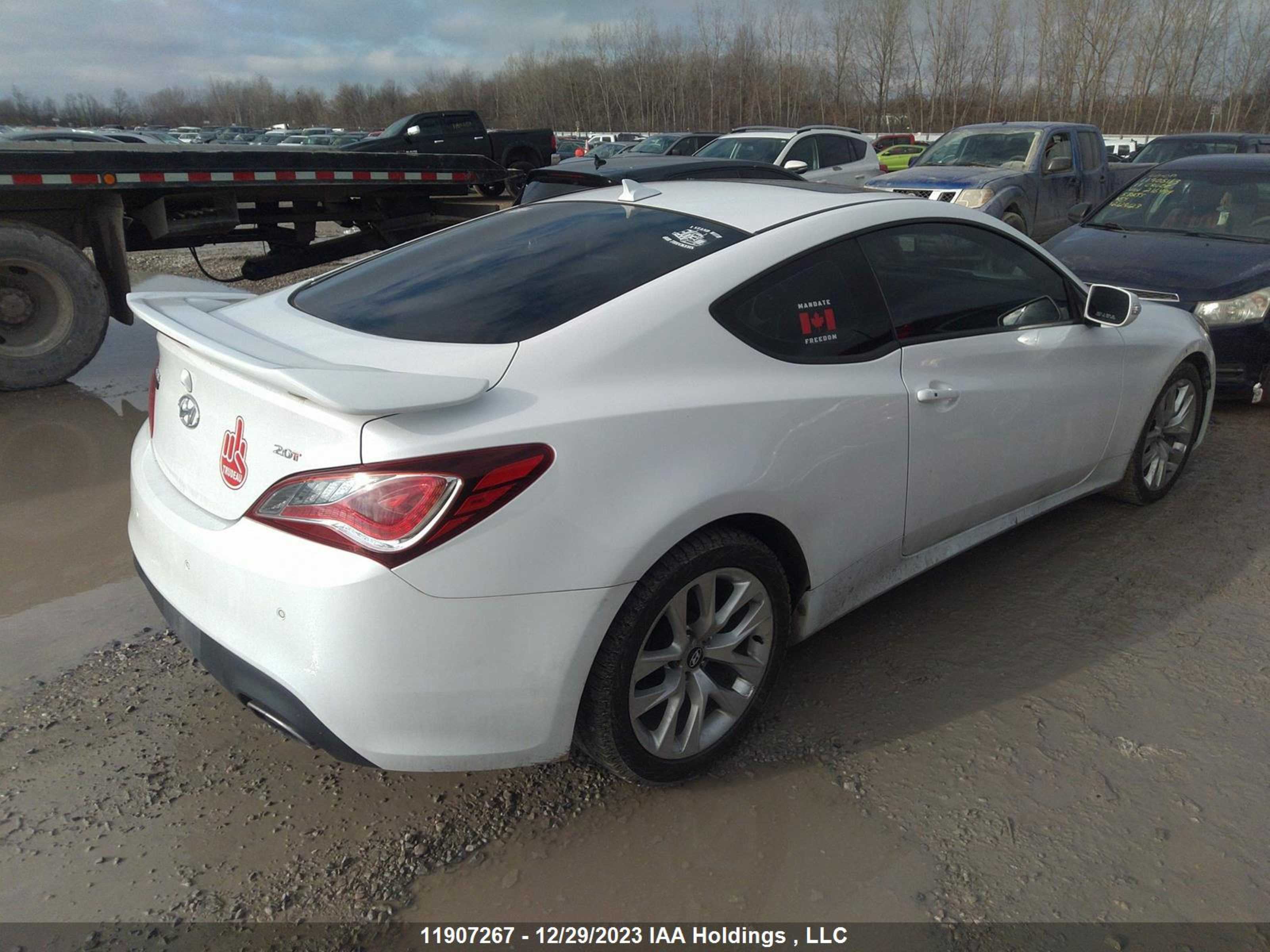 Photo 3 VIN: KMHHT6KD8EU115261 - HYUNDAI GENESIS COUPE 