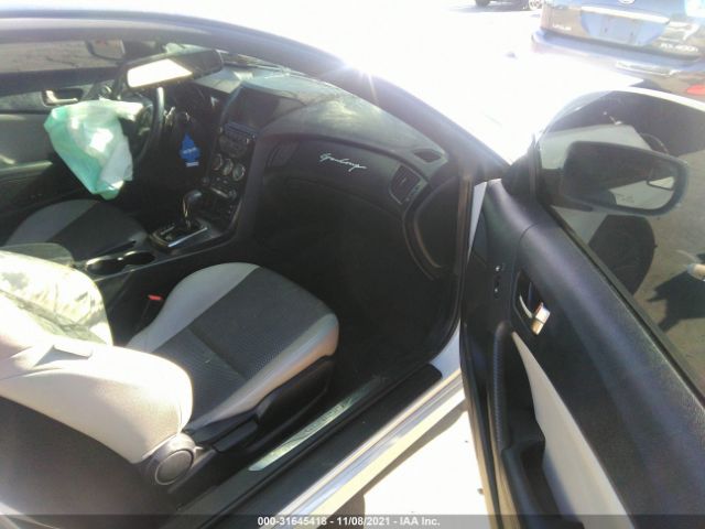 Photo 4 VIN: KMHHT6KDXEU118646 - HYUNDAI GENESIS COUPE 