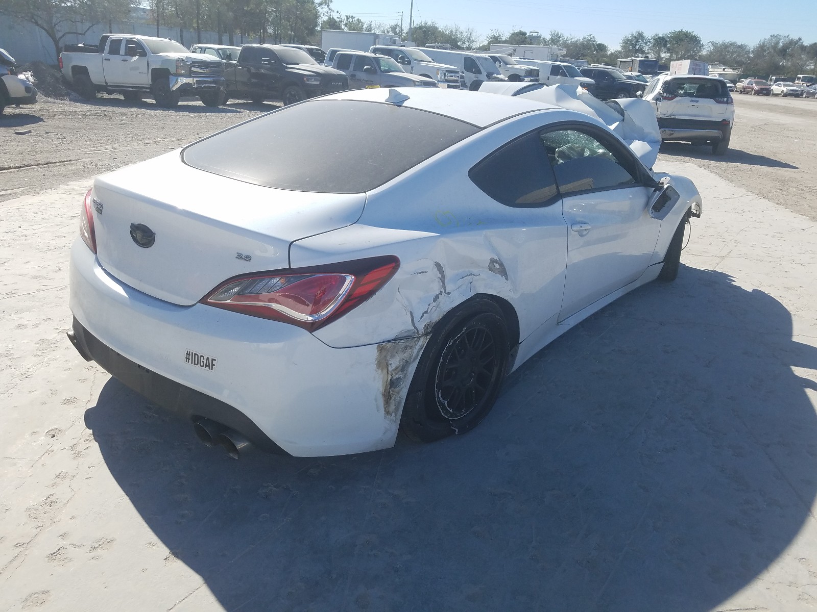 Photo 3 VIN: KMHHT6KJ9FU129385 - HYUNDAI GENESIS CO 