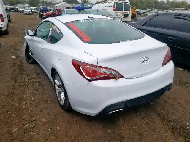 Photo 2 VIN: KMHHT6KJ9GU133583 - HYUNDAI GENESIS CO 