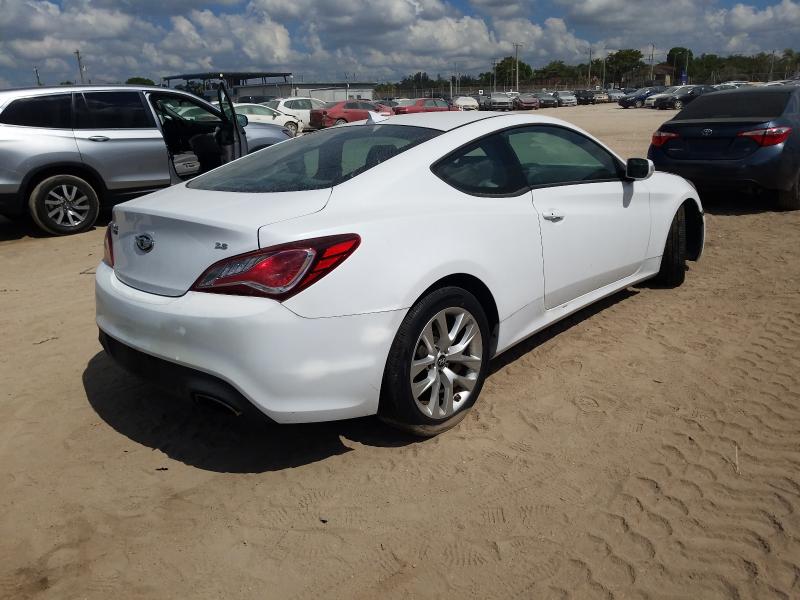 Photo 3 VIN: KMHHT6KJXFU127628 - HYUNDAI GENESIS CO 