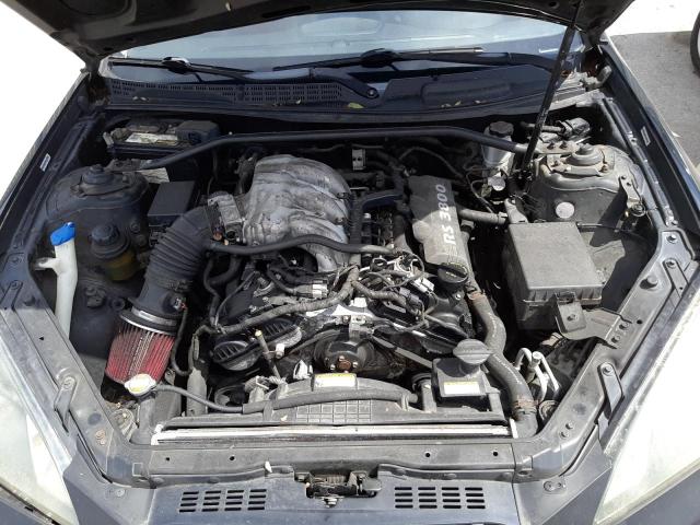 Photo 6 VIN: KMHHU6KH0AU007985 - HYUNDAI GENESIS CO 